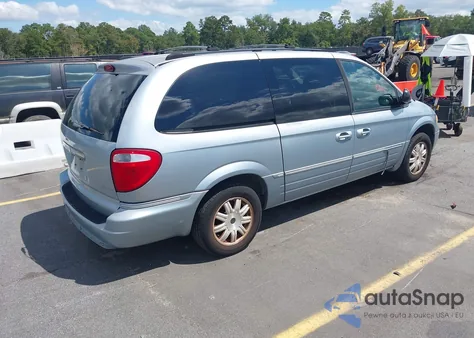 2005 Chrysler Town & Country Touring z USA, uszkodzony, nr VIN 2C8GP54L75R373303